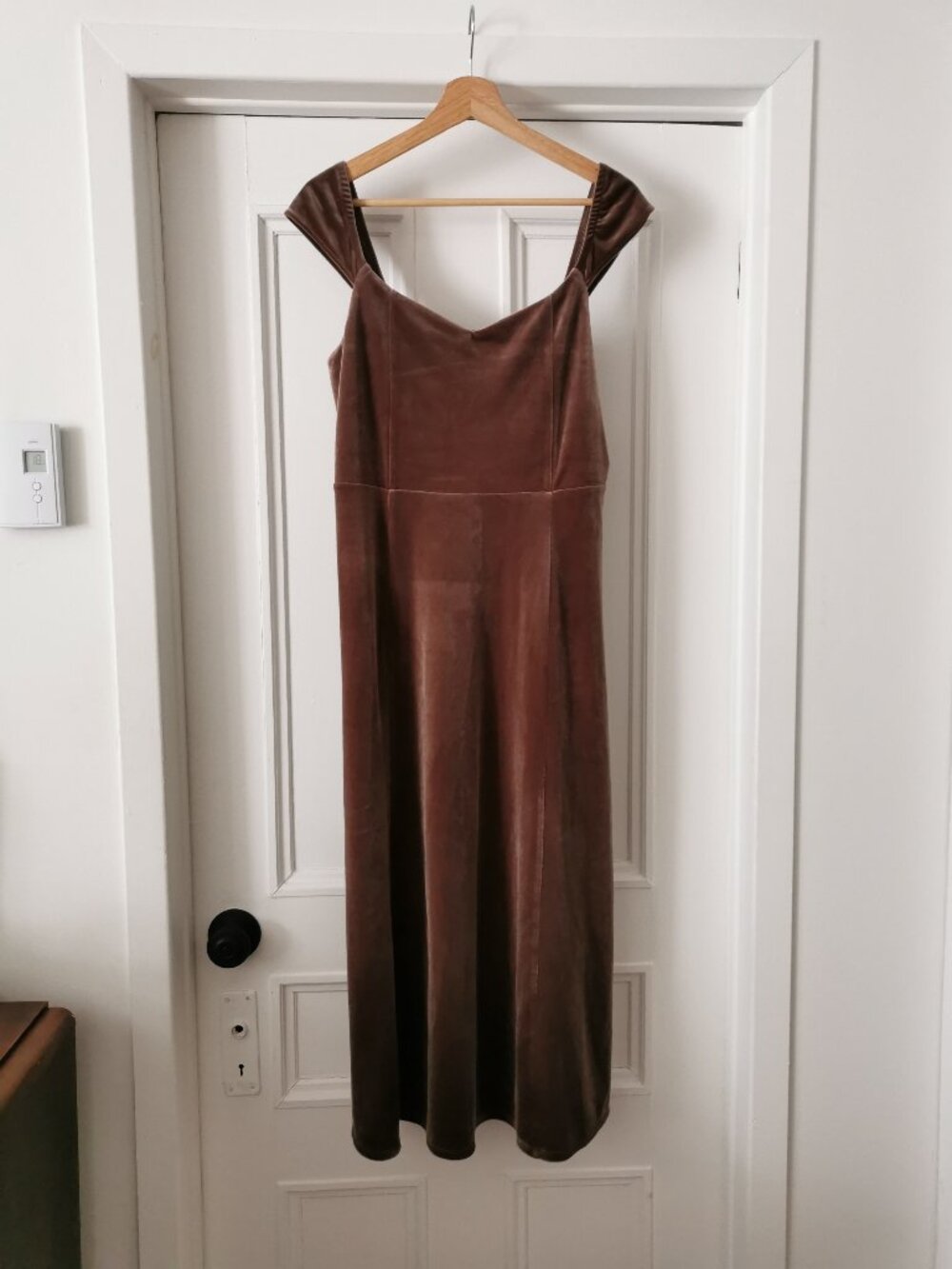 Reitmans velvet midi dress